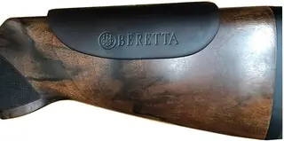 Beretta Cheek Protector Black 4 mm Selvklebende Silikonbasert kinnforhøyer