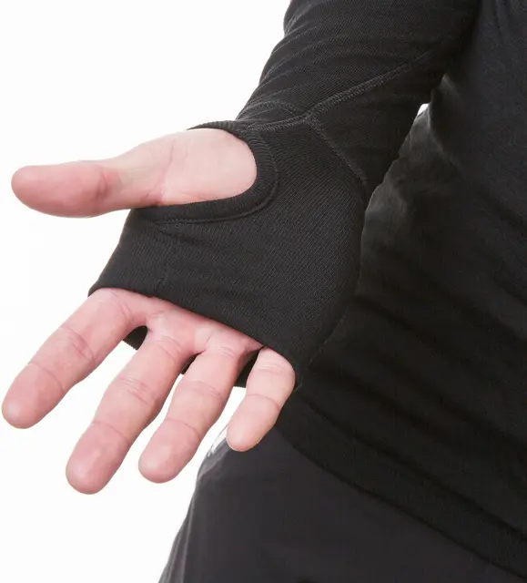 Brynje Arctic Shirt med tumgrepp XS Ventilerande tröja m/rund hals - Svart 