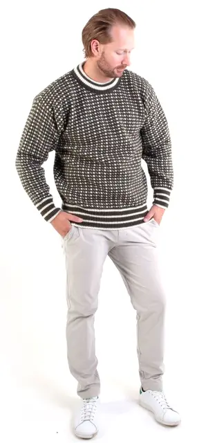 Bråtens Islender Genser Sort XS Klassisk genser i 100% Norsk ull 