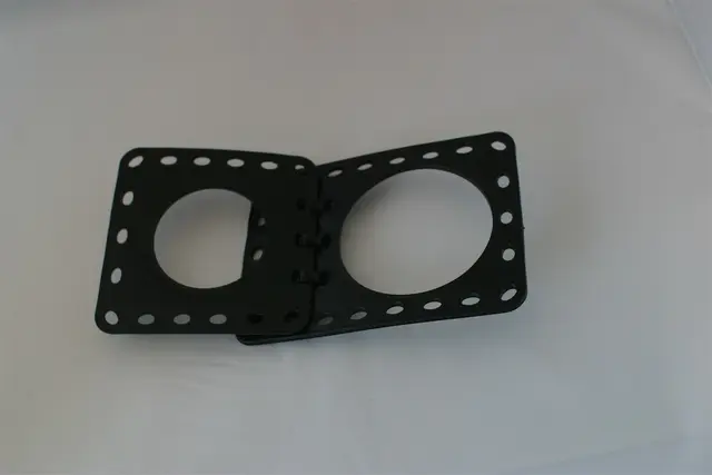 Flykthål för Tinor ??60/80mm plast Tillbehör till krabba/hummer 