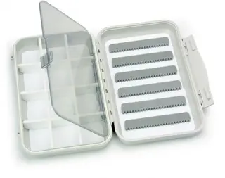 C&amp;F Medium 6-Row WP Fly Case w 12 Comp CF-2306
