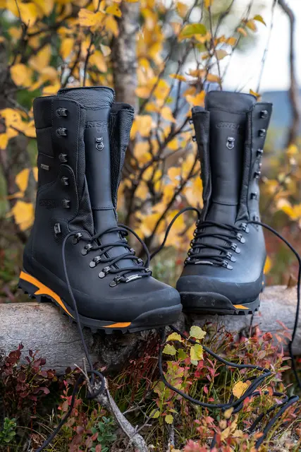 Crispi Hunter EVO GTX Sort/Orange 36 Stabil och lätt jaktstövel med Gore-Tex 