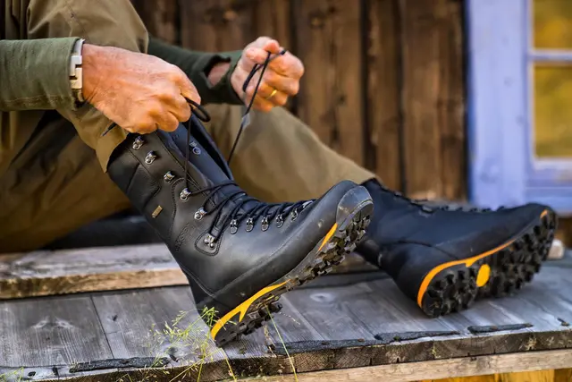 Crispi Hunter EVO GTX Sort/Orange 36 Stabil och lätt jaktstövel med Gore-Tex 