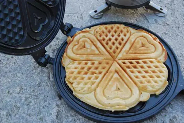 Eagle Deluxe Tour våffeljärn Gör riktiga våffelhjärtan på språng 