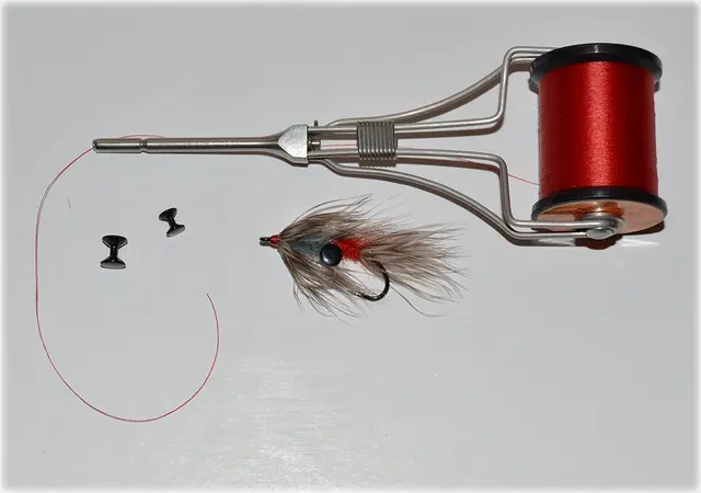 Diamond Fish Eyes - Transparent 4mm Super Fluorescent fiskeøyne 16 stk 