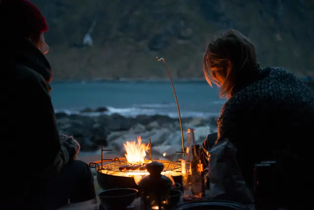 Espegard fyrfat 60 Lett fyrfat med enkelt og tidløst design 