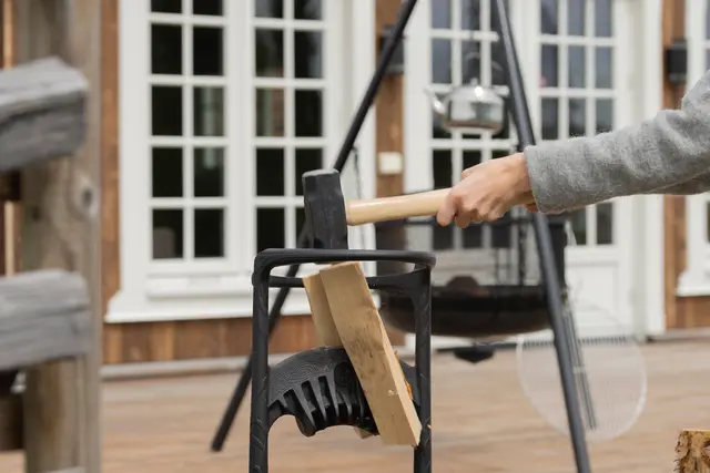 Espegard Kindling Cracker med slegge Smart vedkløyver som kommer med slegge 