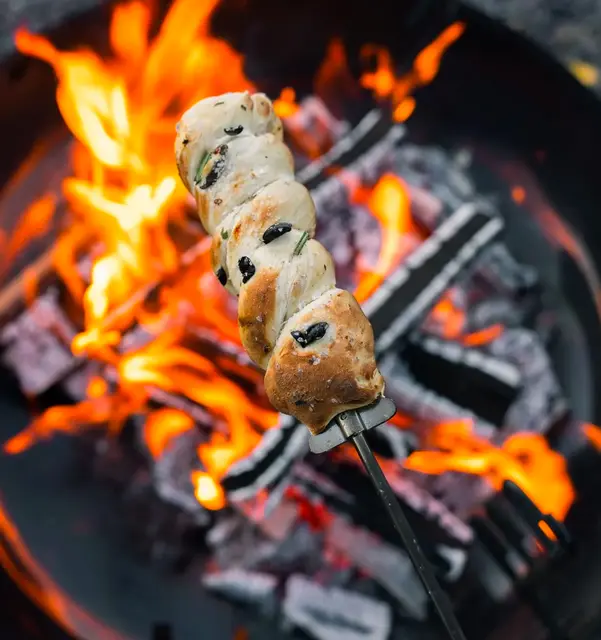 Espegard pinnebrødspyd Lag perfekte pinnebrød på trygg avstand 