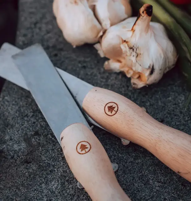 Espegard pinnebrødspyd Lag perfekte pinnebrød på trygg avstand 