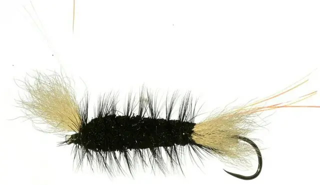 Tube Bomber Black - Small Köp 12 flugor och få en gratis flugbox 