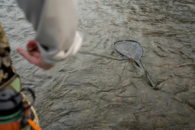 Fishpond Confluence 2.0 Net Release Magnetisk feste til håv 