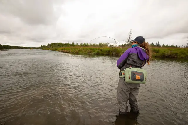 Fishpond Thunderhead Submersible Lumbar 10L, 100% Vattentät midjeväska 