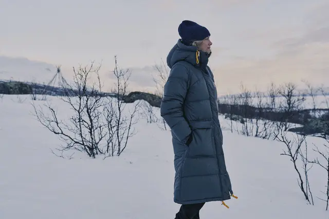 Fjällräven Expedition Long Down Parka W Lang dunparkas til dame i black L 