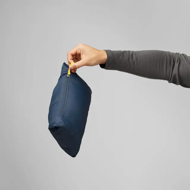 Fjällräven Expedition PD Hoodie Navy L Lett og fleksibel dunjakke med hette 