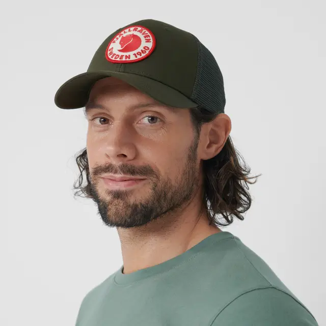 Fjällräven 1960 Logo Långtradarkeps L/XL Buckwheat Brown komfortabel trucker caps 