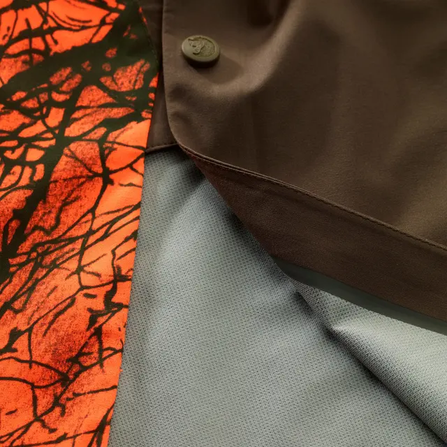 Fjällräven Lappland Eco-Shell Poncho 2,5 lags regnponcho i Dark Olive L/XL 