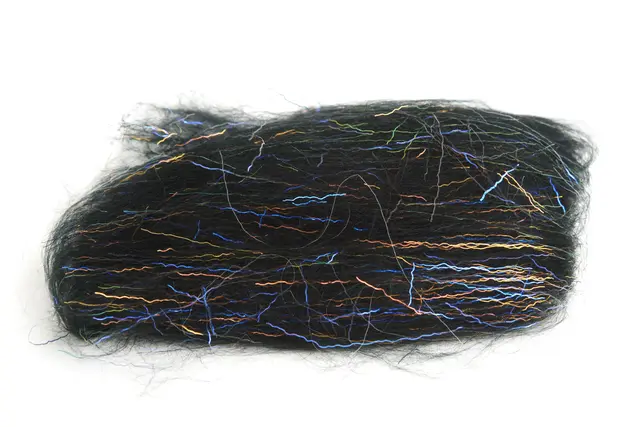 Flydressing Titan dubbing Black Peacock Långfiberdubbning med blixt 
