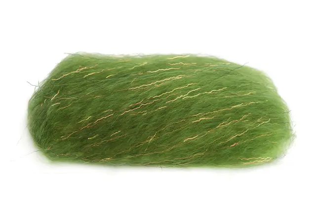 Flydressing Titan dubbing Olive Långfiberdubbning med blixt 