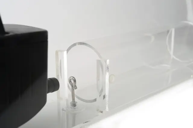 Fish-Skull Flytester Testa dina flugor i strömmande vatten 