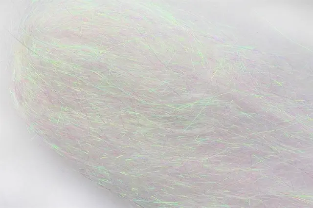 Hedron Wing´n Flash Pearl Mjuk och lätt flashabou 