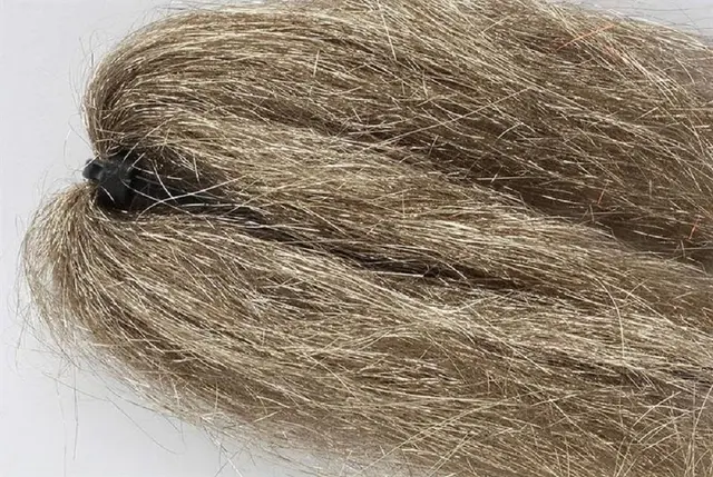 Hedron Wing´n Flash Med. brown Mjuk och lätt flashabou 