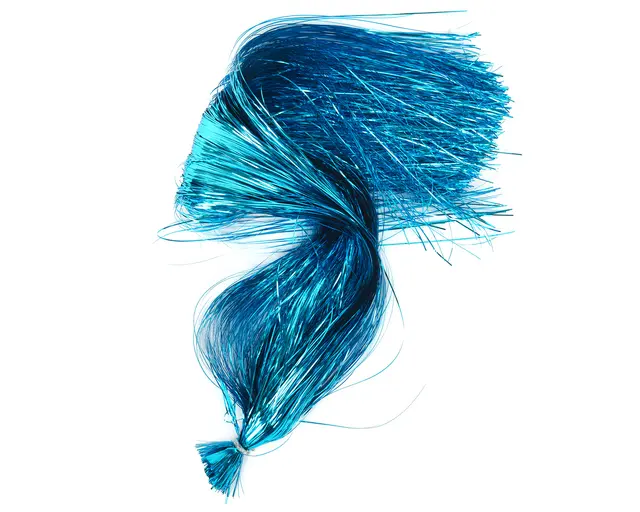 Hedron Flashabou light blue Syntetiskt material till flugbinding 