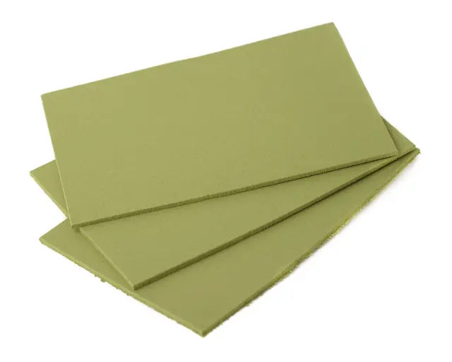 Wapsi Thin Fly Foam 2mm Olive Tunt skummaterial för flugbindning 