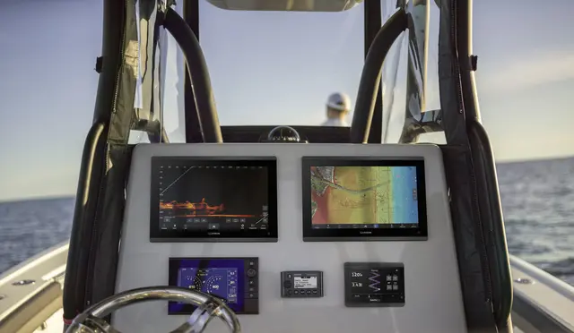 Garmin LiveScope XR system Med GLS 10™ och LVS62-givare 