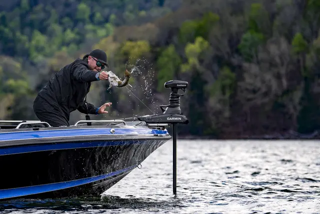 Garmin Force Kraken Sort 63'' Frrontmonter motor til større båter 