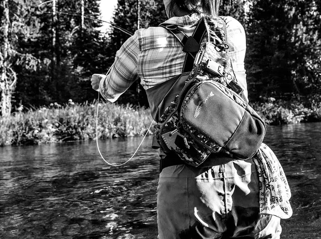 Gerber Gutsy Gut Scoop Scaler Silver Fjällskrapare med buköppnare 