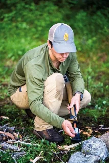 Gerber Bushcraft Axe Coyote Brown Multifunktions buschcraft yxa på 66,7cm 