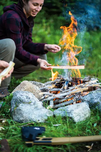 Gerber Bushcraft Axe Coyote Brown Multifunktions buschcraft yxa på 66,7cm 