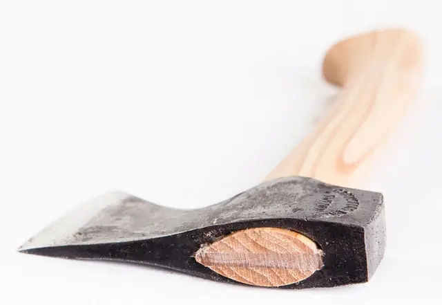 Gränsfors Lilla Yxan Lättast av Gränsfors Bruks yxor 