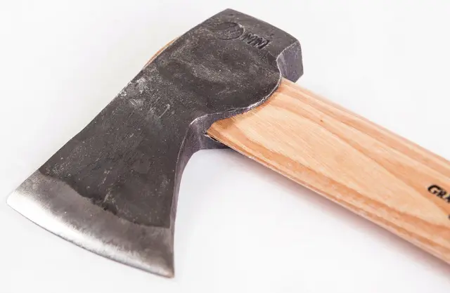 Gränsfors Vildmarksyxa 35cm Traditionell yxa för friluftslivet 