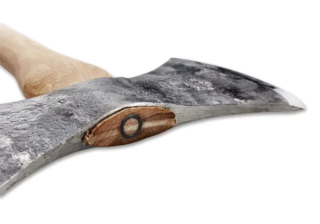 Hultafors Wetterhall kastyxa Skogshuggare och kastyxa med två ägg 