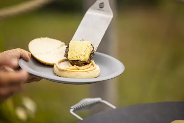 Hällmark Grillspade 47cm Spatel för grillning och eldpanna 