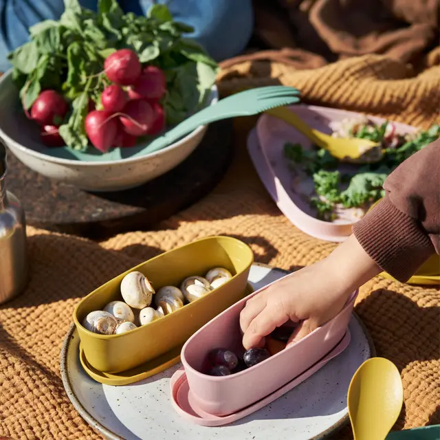 Light My Fire Spork Large Serving Händad, kniv och gaffel i ett Sandygreen 