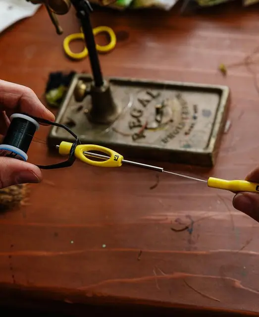 Loon Ergo Bobbin Threader Ergonomiskt handtag 