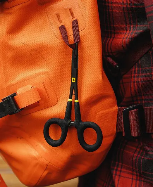 Loon Rochue Scissor peang Sax och tång 