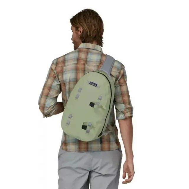 Patagonia Guidewater Sling 15L Green Sling pack, vanntett 