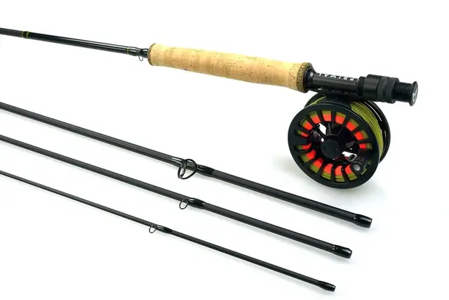 Primal Conquest/ Flylab Exo 8' #4 4-delt fluesett m/backing og snøre 