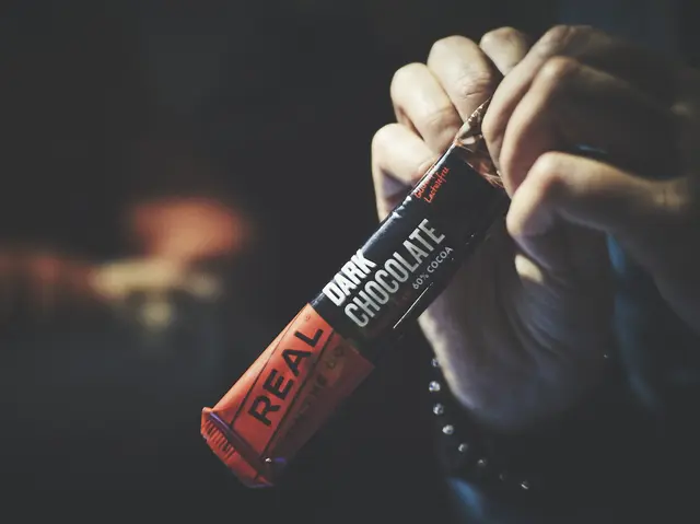 Real On The Go Dark Chocolate 25g Mørk sjokolade med 60% god kakao 