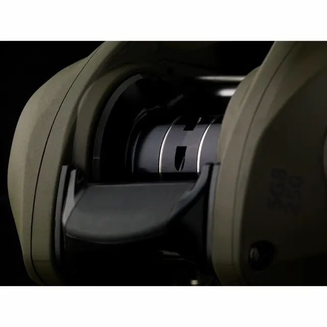 Savage Gear SG8 250 BC LH 6.6:1 Savage Gear baitcaster 