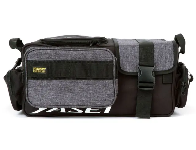 Shimano Carryall Yasei Medium Boat Bag Predatorväska inkl 3 betesboxar 