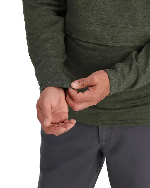 Simms Vermilion Hoody Navy heather L Varm tröja med flera smarta lösningar 