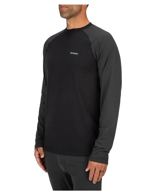 Simms Lightweight Baselayer Top Black Riktigt fin tröja, Baslager 