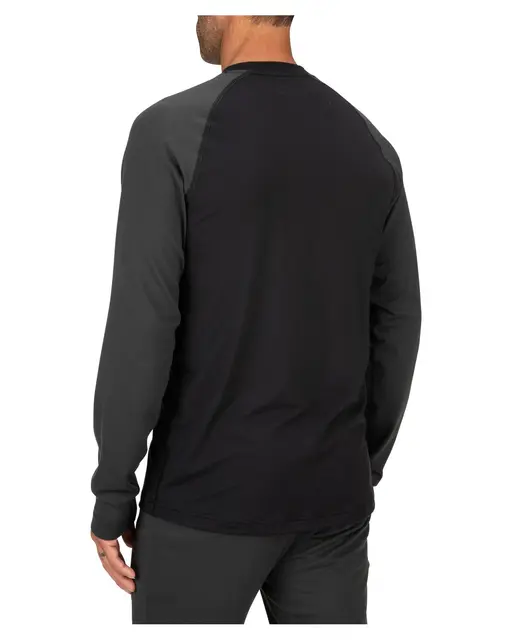 Simms Lightweight Baselayer Top Black Riktigt fin tröja, Baslager 