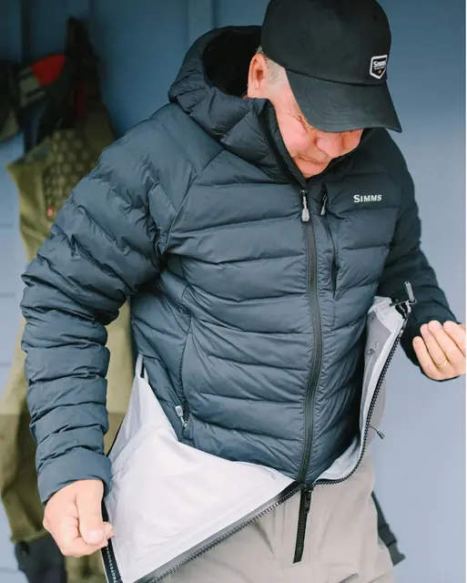 Simms Exstream Hoody Black M Varm jacka med PrimaLoft-isolering 