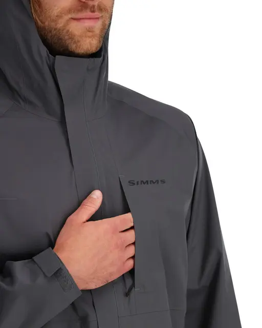 Simms Waypoints Jacket Slate M Flott regnjakke med kompakt størrelse 