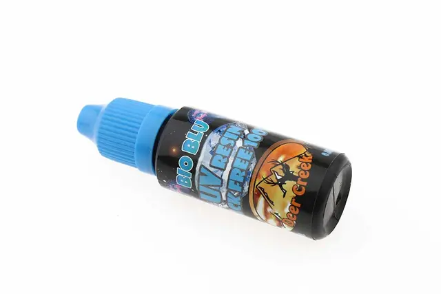 Deer Creek UV FINE Coloured Glue Black The Fly Co 
